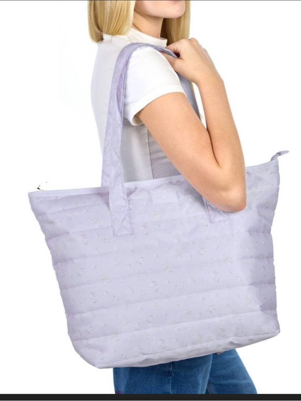 LoveShackFancy x Target - Yoobi
Everblooming Rosettes Ditsy Quilted Tote
Bag - Picture 2 of 11